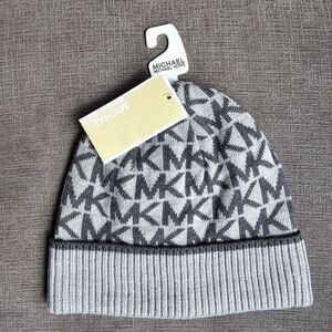 Michael Kors Women`s Bordered MK Logo Cuff Beanie HAT Grey and dark grey